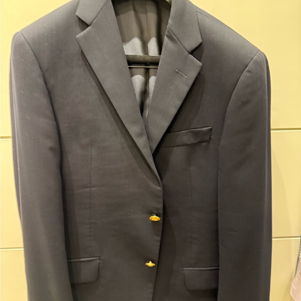 Men’s Navy Hickey Freeman Blazer (40R)